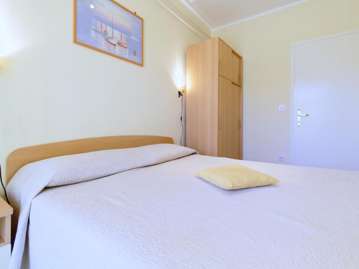 Apartments Marta By Rent Istria Novigrad Istria Εξωτερικό φωτογραφία