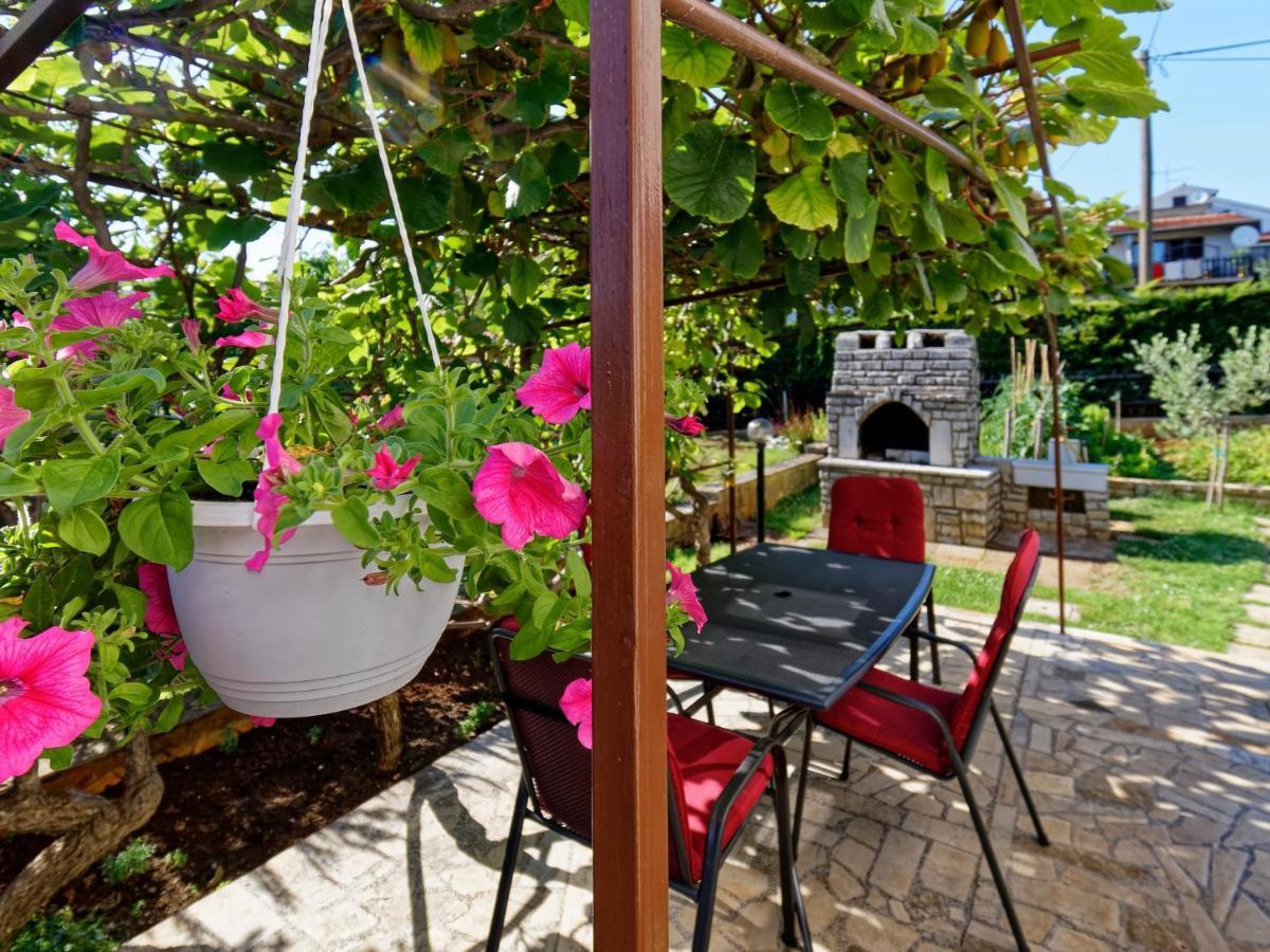 Apartments Marta By Rent Istria Novigrad Istria Εξωτερικό φωτογραφία