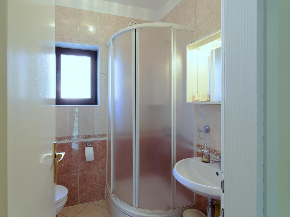 Apartments Marta By Rent Istria Novigrad Istria Εξωτερικό φωτογραφία