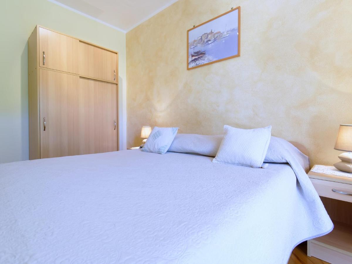 Apartments Marta By Rent Istria Novigrad Istria Εξωτερικό φωτογραφία